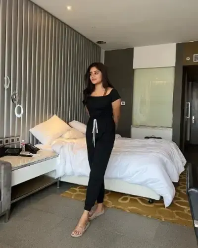 Call Girls Senapati Bapat Road Cash On Delivery
