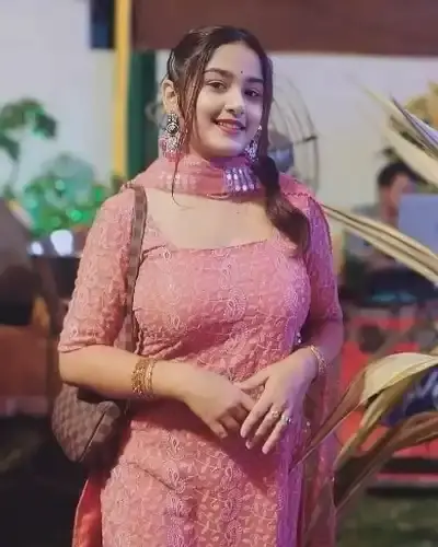 Call Girls Senapati Bapat Road Cash On Delivery